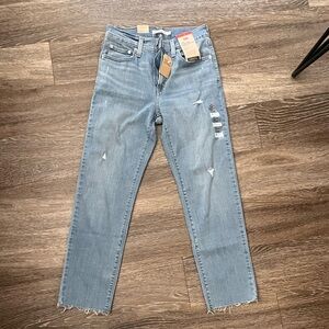 NWT Levi Jeans 724 HIGH-RISE SLIM STRAIGHT CROPPED
